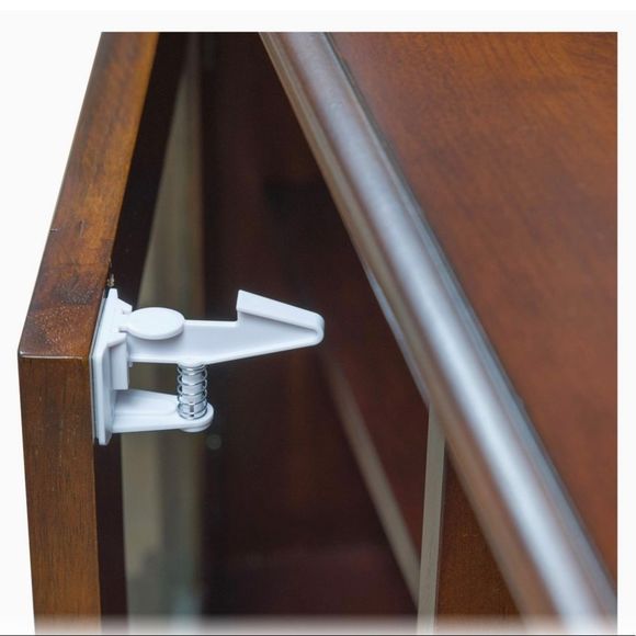Child Proof Safety Latches - 8 Pack - NWT - Picture 1 of 6